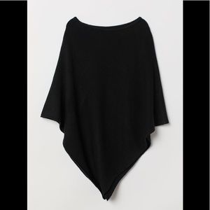 H&M Knit Poncho 🦋 OS